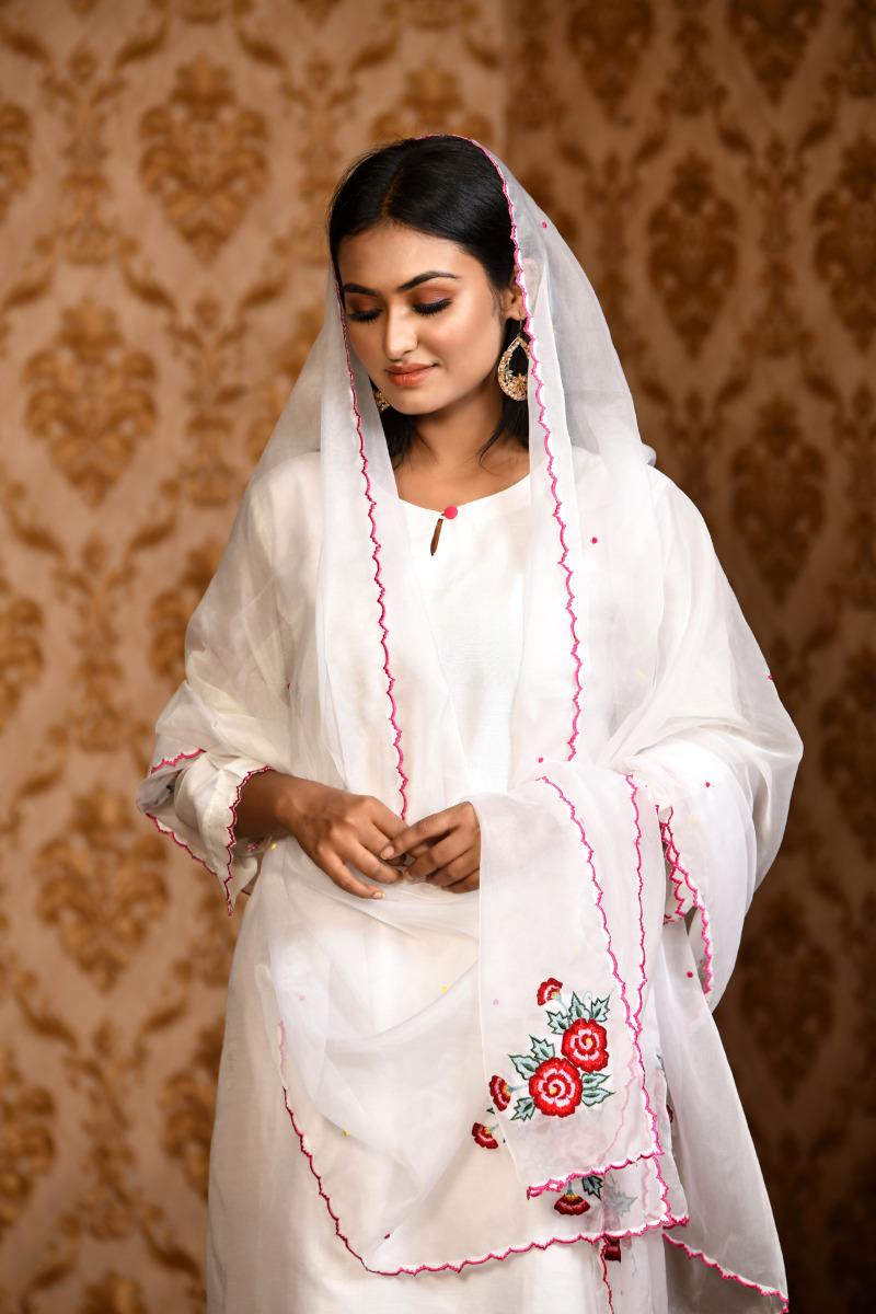 White cotton Silk Kurta Set with embroidary dupatta