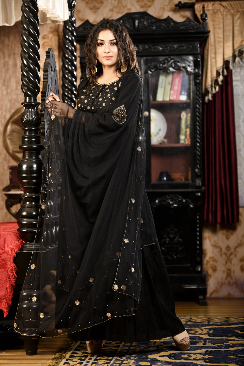 Hand Embroidery Partywear Kurtaset with Heavy Dupatta