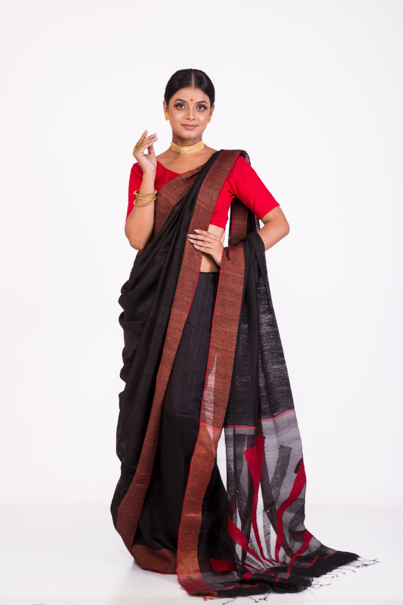 Black Matka Saree with Red Border