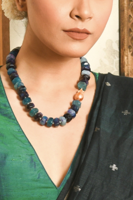 Mother of Pearls Gold Beads
