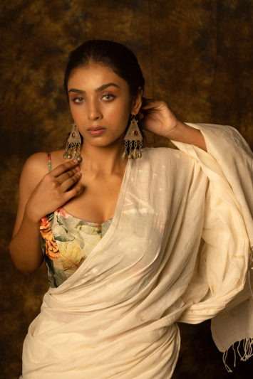 Khadi White Saree with White Jamdani Work