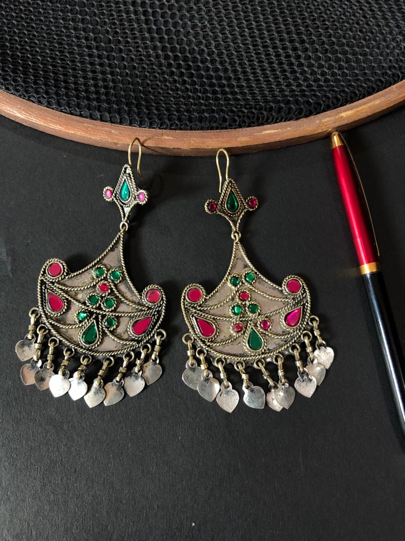 Farahnoush – Earings with Gemstones and Coloured Glass