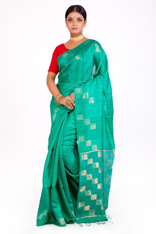 Green Matka Saree with Square Zari designs