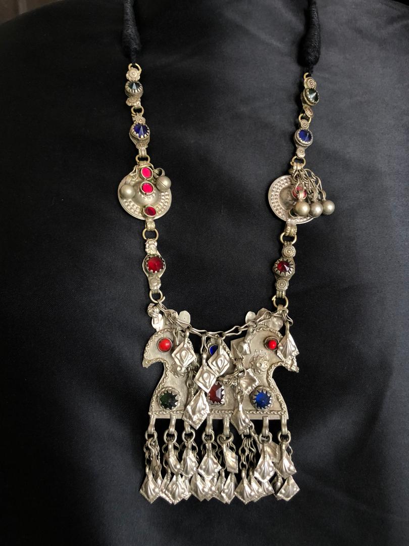 Parigul – Hazaragi Vintage Pendant with Gemstones and Coloured Glass